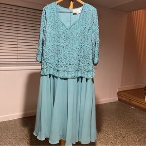 Roamons Dress Womens 24W Blue Sequin Beaded Floral Lined Formal Cruise Wear